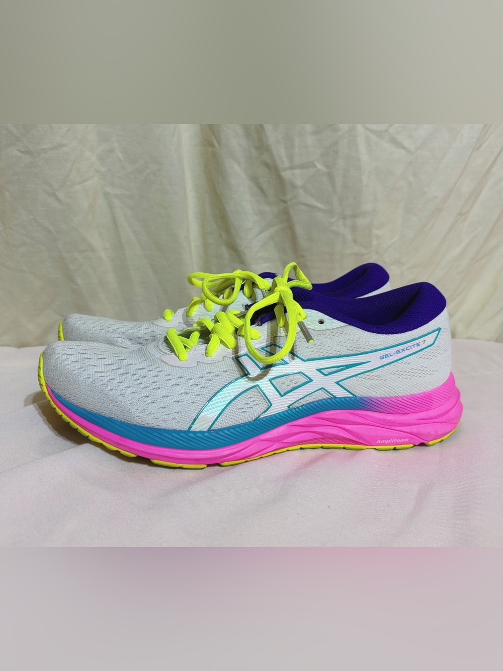 ASICS Women's White Running Shoes with Neon Yellow Laces and Pink Sole SIZE 10